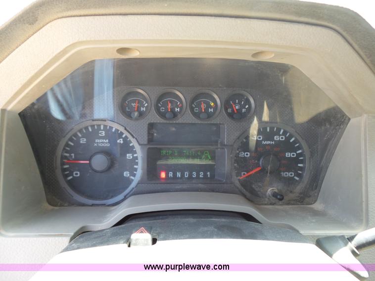 image for item K7136 2008 Ford F550 Super Duty XL SuperCab flatbed truck