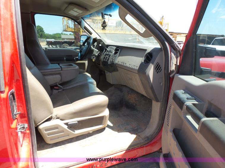 image for item K7136 2008 Ford F550 Super Duty XL SuperCab flatbed truck