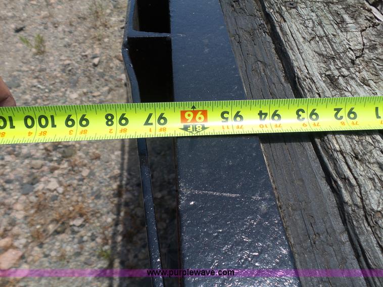 image for item K7136 2008 Ford F550 Super Duty XL SuperCab flatbed truck