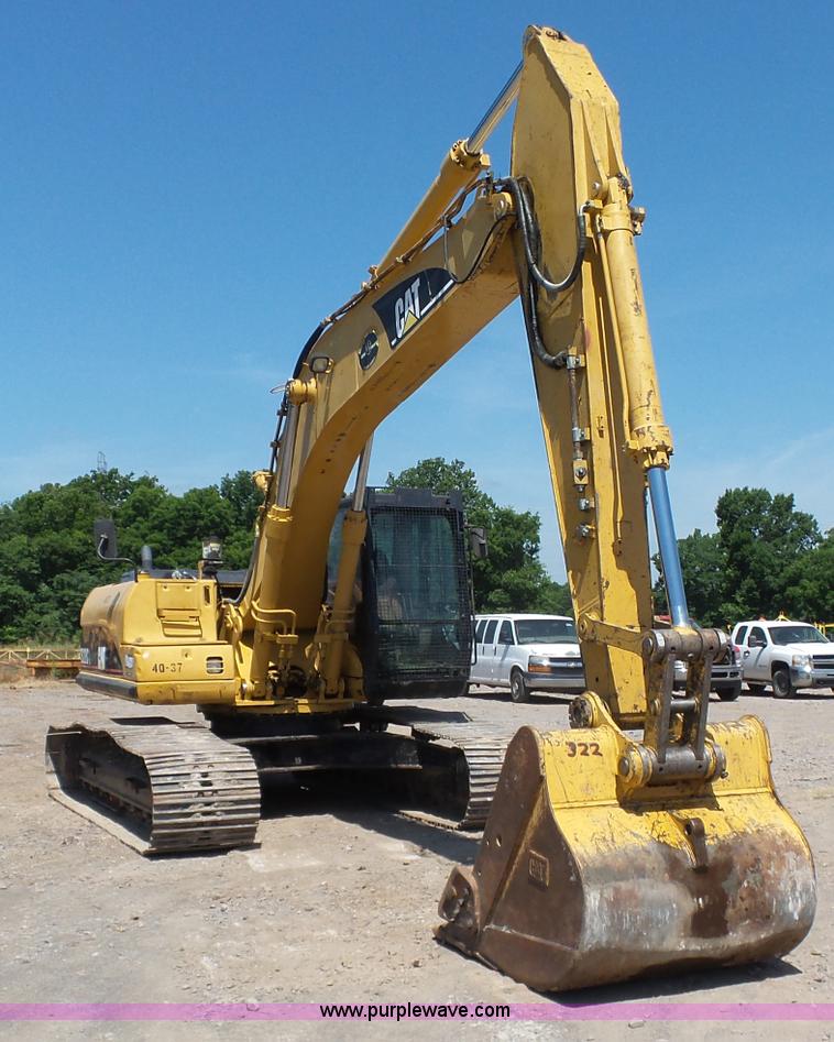 image for item K7139 2004 Caterpillar 322C L excavator
