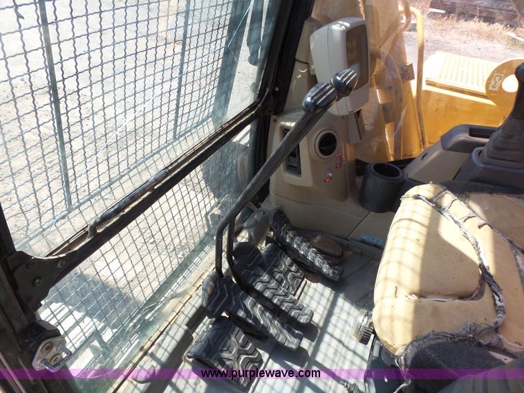 image for item K7139 2004 Caterpillar 322C L excavator