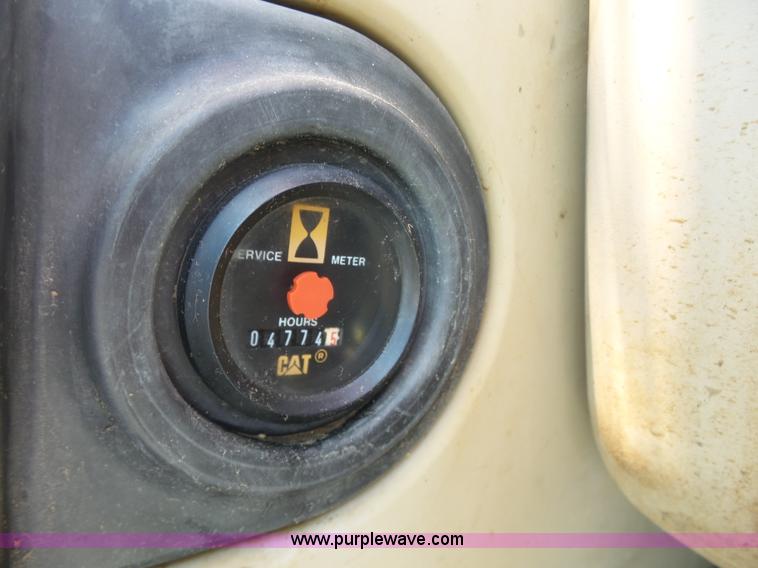 image for item K7139 2004 Caterpillar 322C L excavator