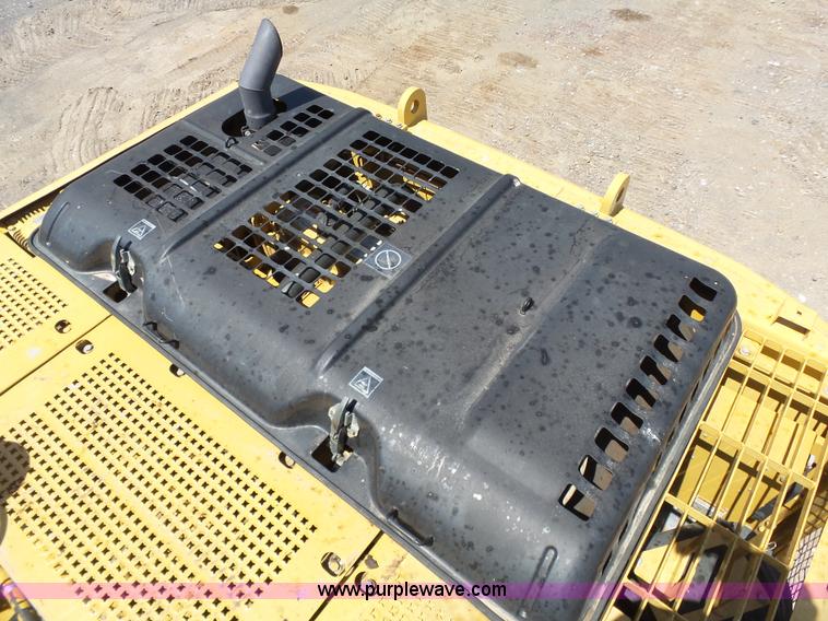 image for item K7139 2004 Caterpillar 322C L excavator
