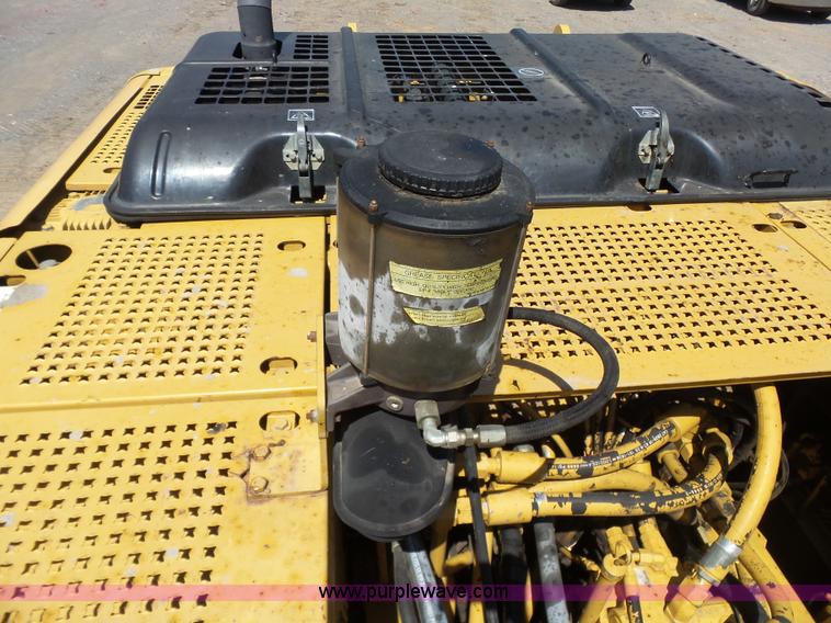 image for item K7139 2004 Caterpillar 322C L excavator