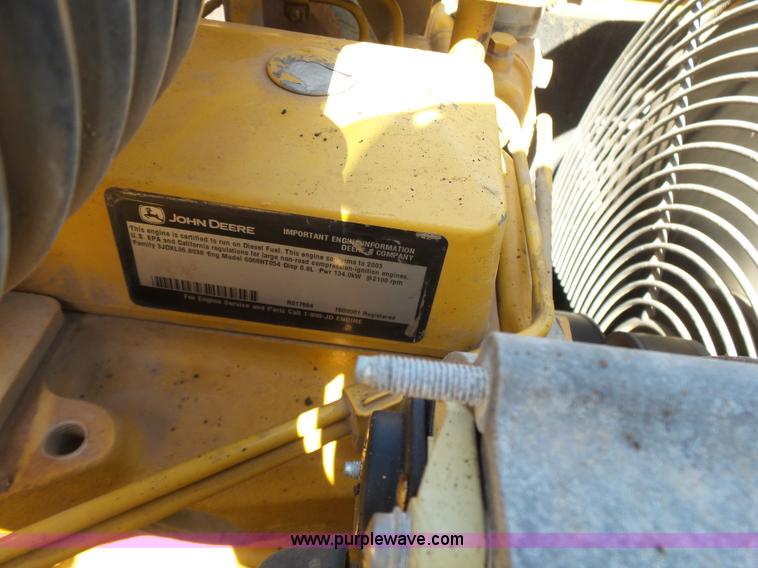 image for item K7140 2003 John Deere 230C LC excavator