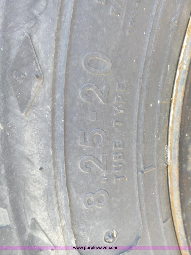 image for item K7735 1969 GMC 5500 flatbed truck