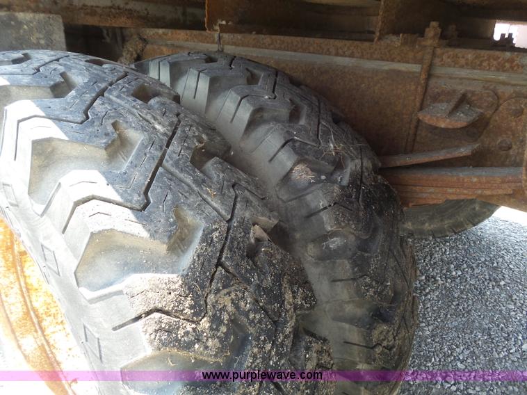 image for item K7735 1969 GMC 5500 flatbed truck