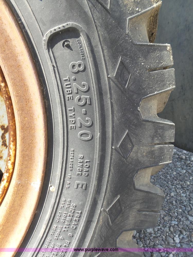 image for item K7735 1969 GMC 5500 flatbed truck