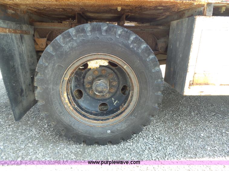 image for item K7735 1969 GMC 5500 flatbed truck