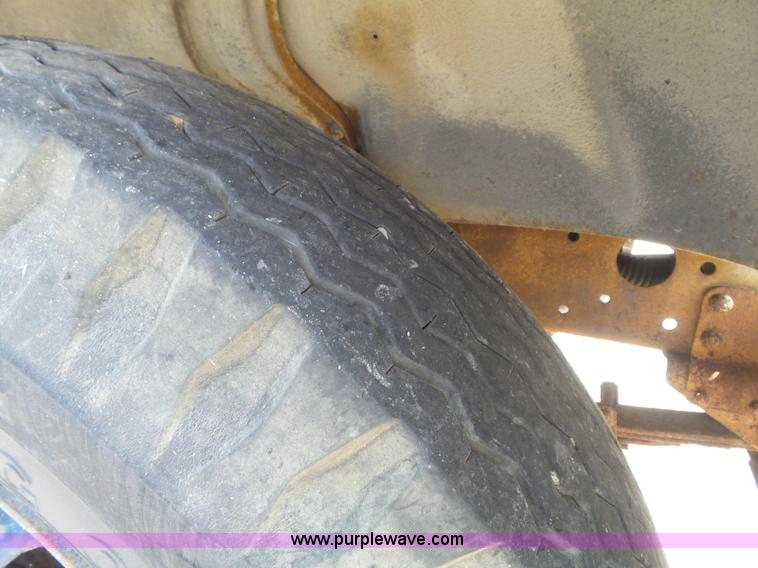 image for item K7735 1969 GMC 5500 flatbed truck