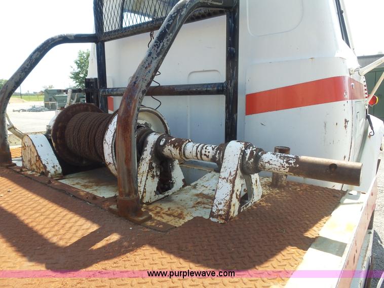 image for item K7735 1969 GMC 5500 flatbed truck