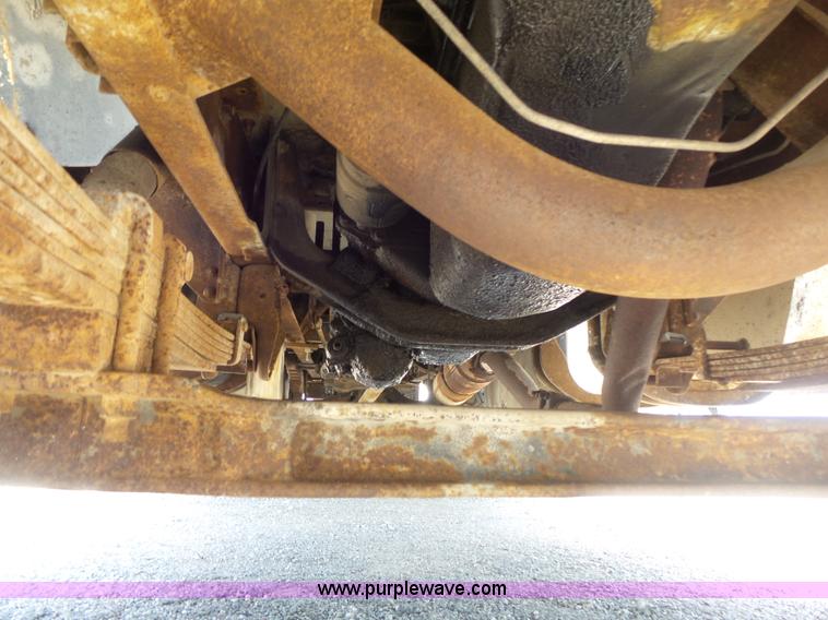 image for item K7735 1969 GMC 5500 flatbed truck