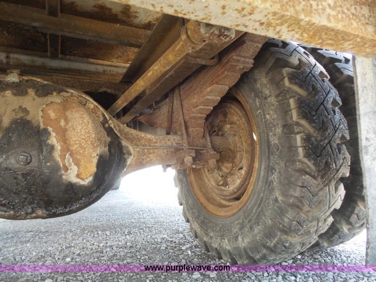 image for item K7735 1969 GMC 5500 flatbed truck