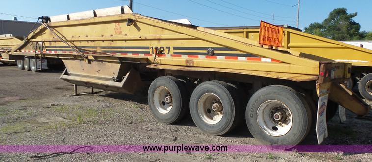 image for item K8369 1987 Load King 1827 bottom dump trailer