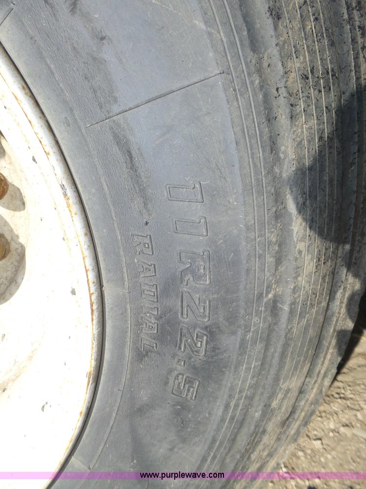 image for item K8369 1987 Load King 1827 bottom dump trailer