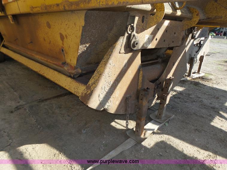 image for item K8370 1987 Load King 1827-4-3 bottom dump trailer