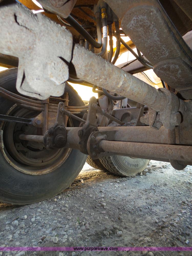 image for item K8370 1987 Load King 1827-4-3 bottom dump trailer