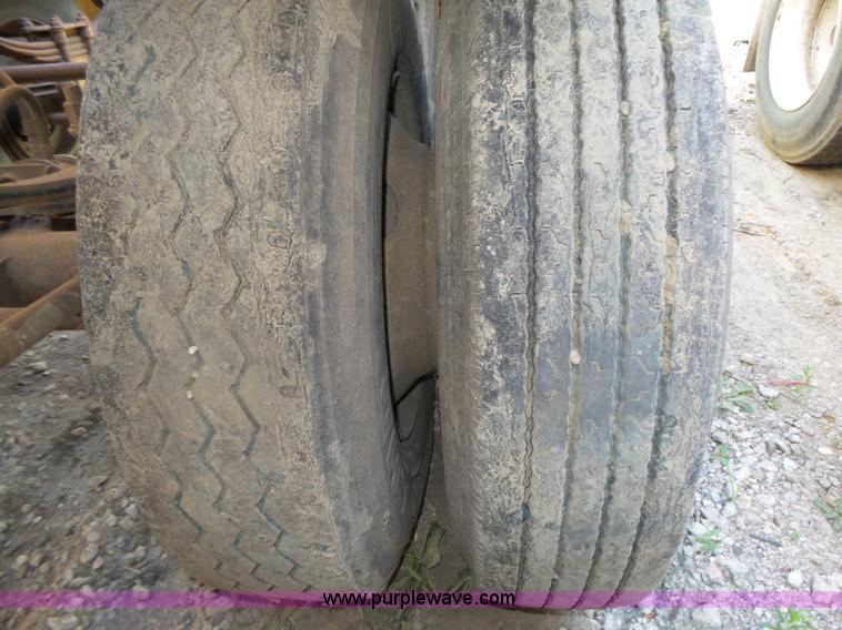 image for item K8370 1987 Load King 1827-4-3 bottom dump trailer