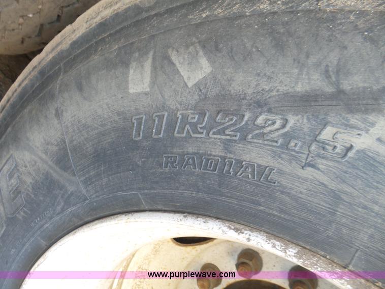 image for item K8370 1987 Load King 1827-4-3 bottom dump trailer