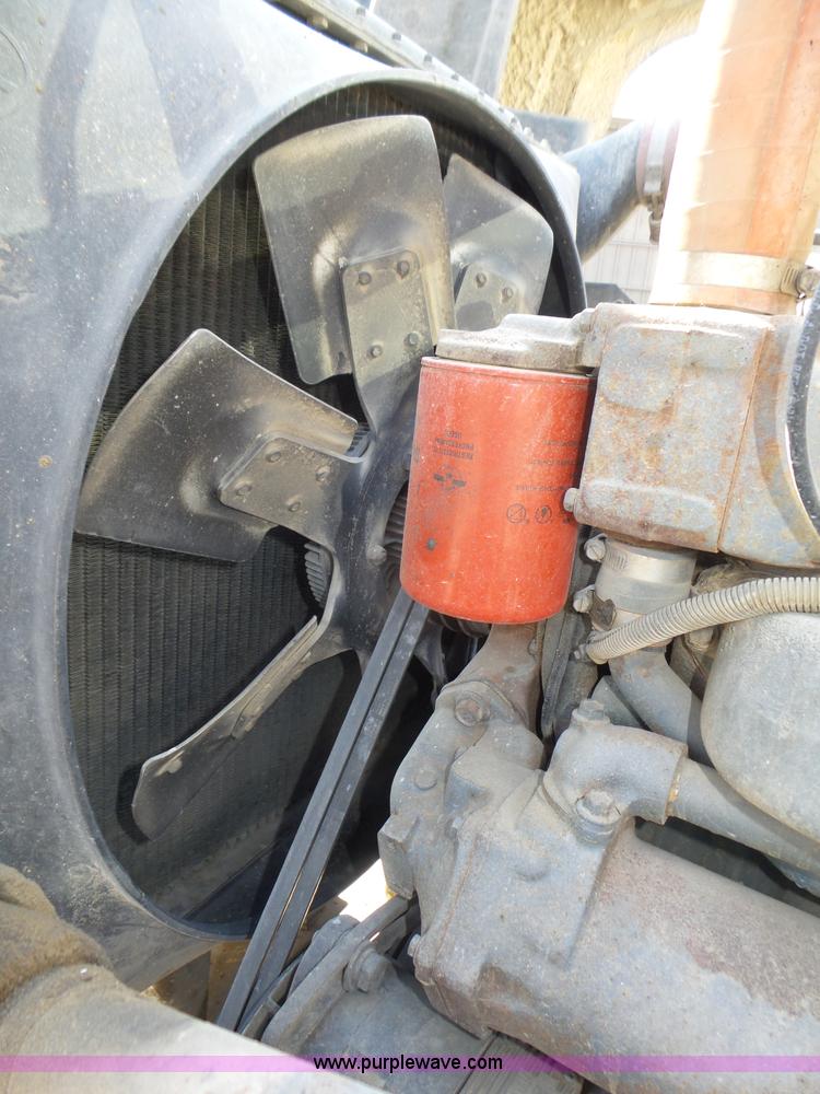 image for item K8371 1992 Mack RD690S dump truck