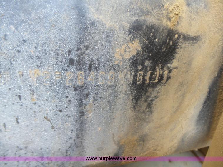 image for item K8371 1992 Mack RD690S dump truck