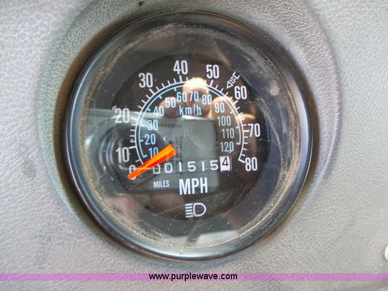 image for item K8372 1992 Mack RD690S dump truck