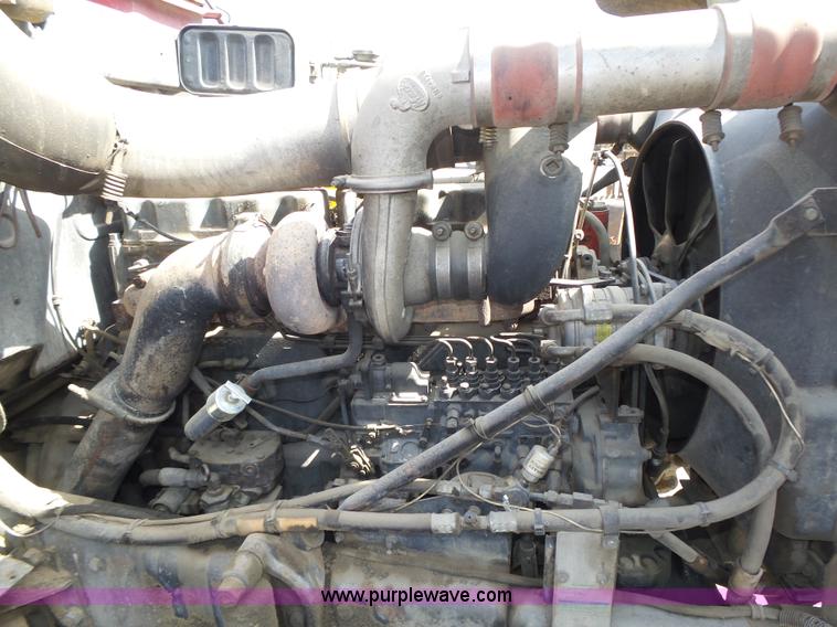 image for item K8372 1992 Mack RD690S dump truck