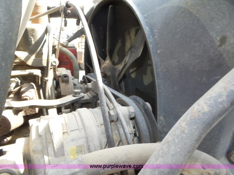 image for item K8372 1992 Mack RD690S dump truck