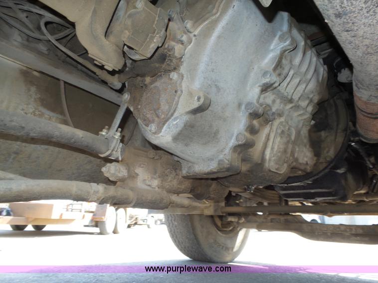 image for item K8372 1992 Mack RD690S dump truck