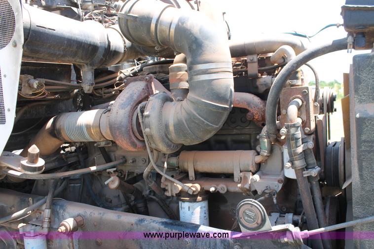 image for item K8784 1989 Kenworth T600A manure spreader truck