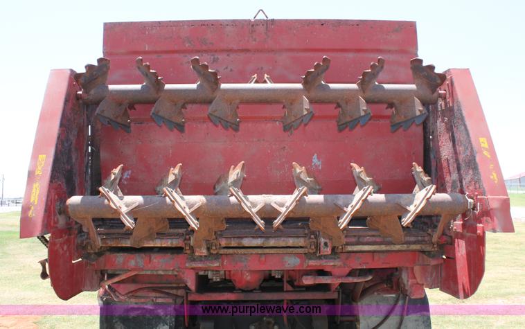 image for item K8784 1989 Kenworth T600A manure spreader truck