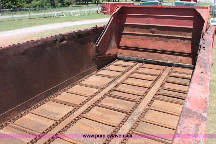 image for item K8784 1989 Kenworth T600A manure spreader truck