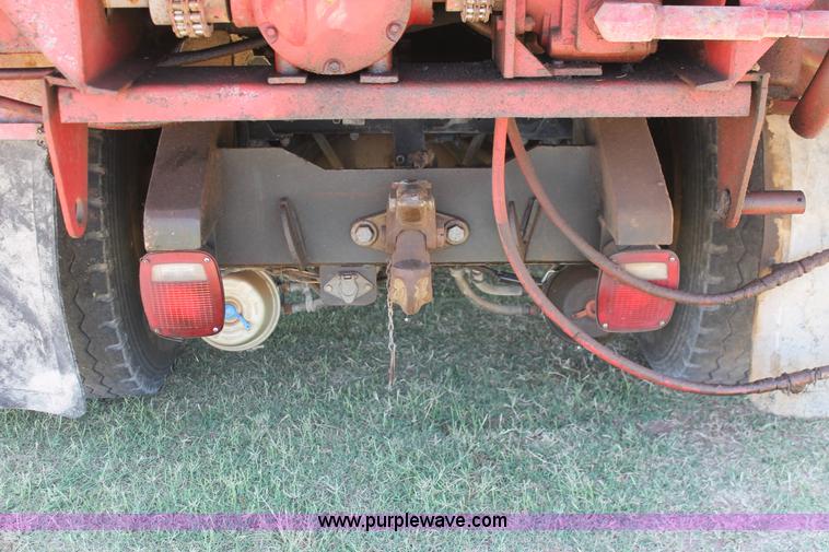 image for item K8784 1989 Kenworth T600A manure spreader truck