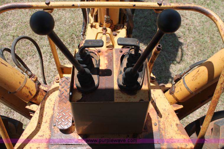 image for item K8785 Ford 655A backhoe