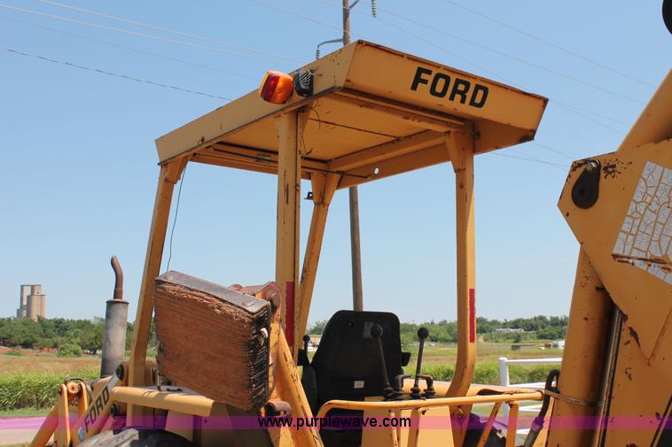 image for item K8785 Ford 655A backhoe