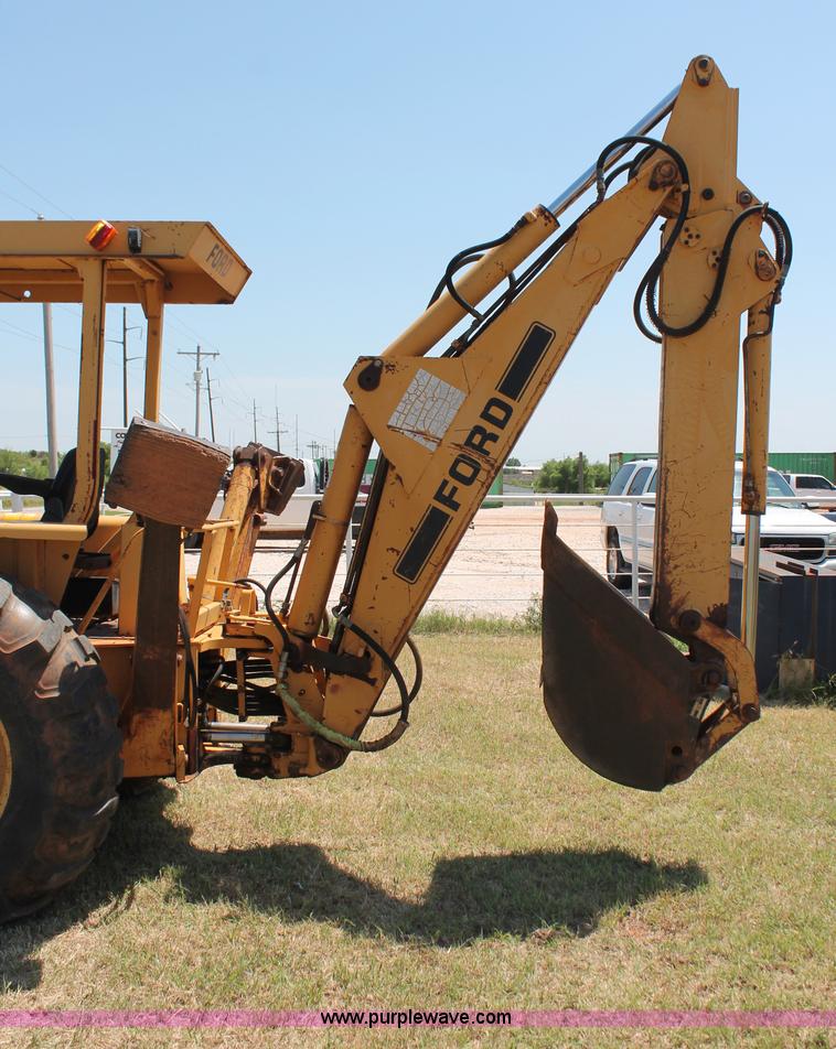 image for item K8785 Ford 655A backhoe