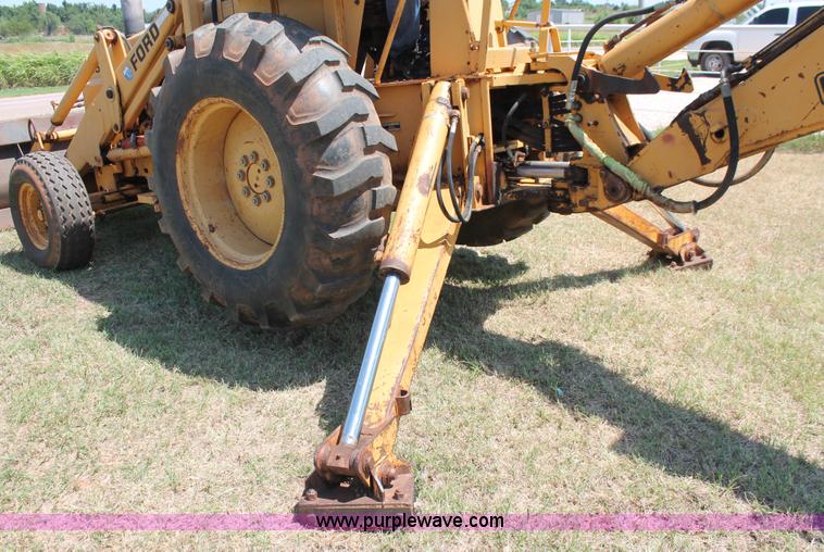 image for item K8785 Ford 655A backhoe