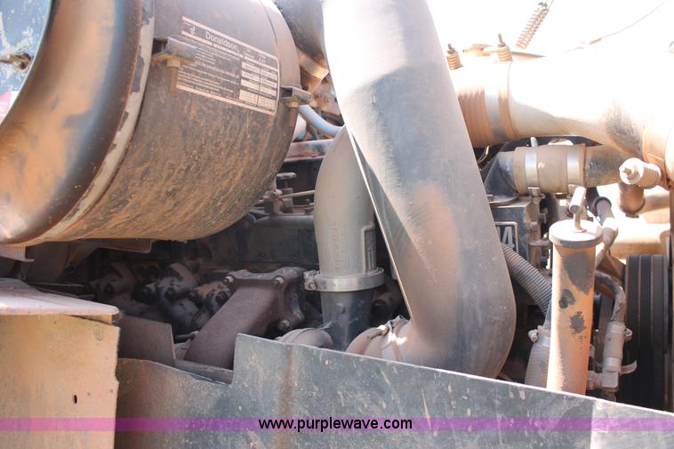 image for item K8790 1993 Ford L9000 dump truck