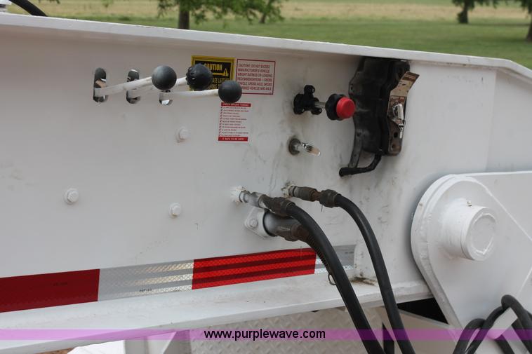 image for item K8792 1996 Atoka 24-HDT-35-2 lowboy equipment trailer