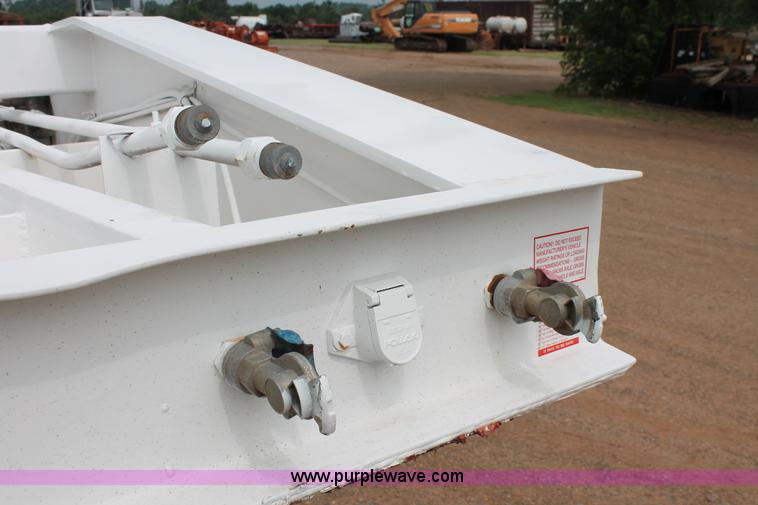 image for item K8792 1996 Atoka 24-HDT-35-2 lowboy equipment trailer