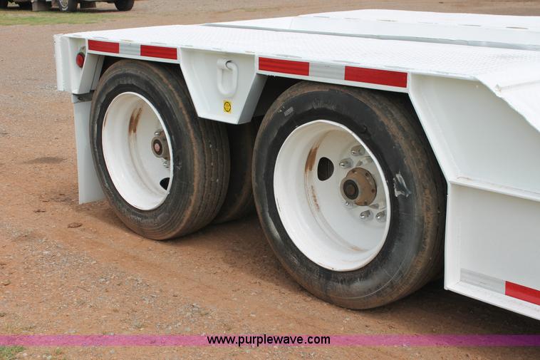 image for item K8792 1996 Atoka 24-HDT-35-2 lowboy equipment trailer