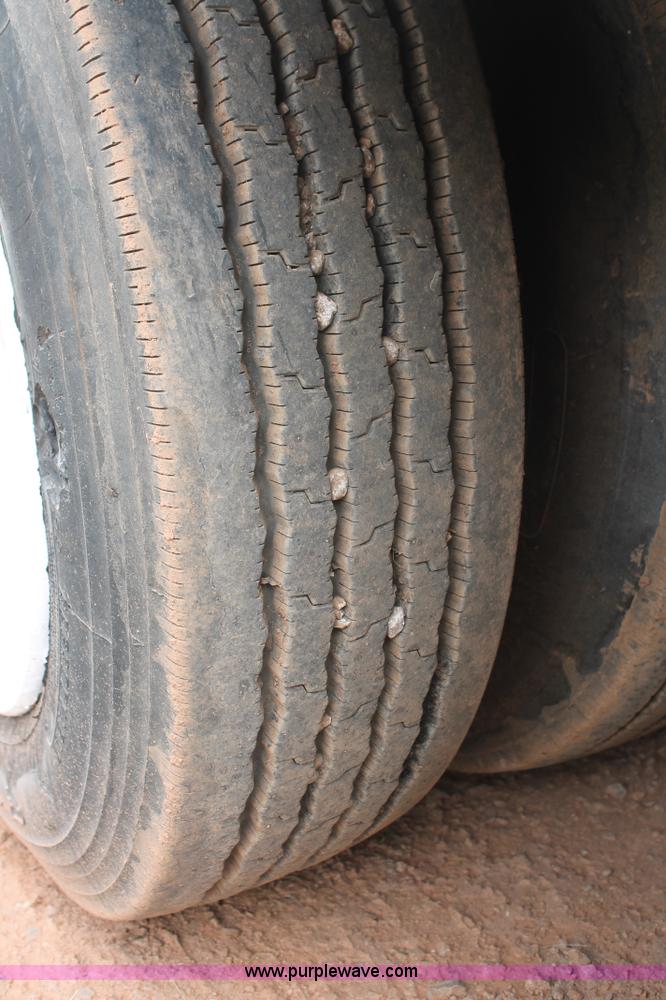 image for item K8792 1996 Atoka 24-HDT-35-2 lowboy equipment trailer