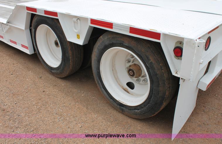image for item K8792 1996 Atoka 24-HDT-35-2 lowboy equipment trailer