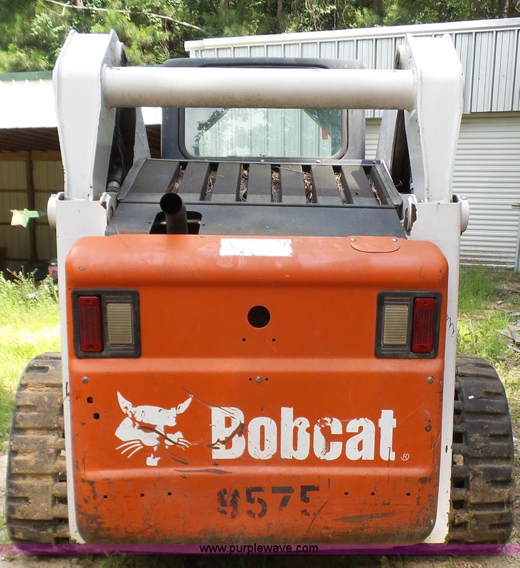 image for item L1541 2006 Bobcat T300 skid steer