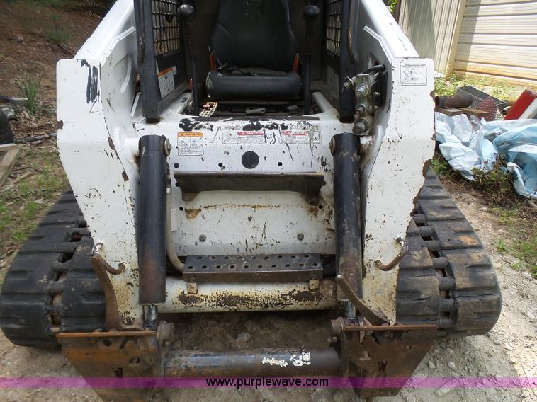 image for item L1541 2006 Bobcat T300 skid steer