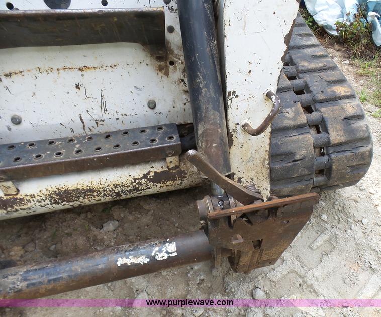 image for item L1541 2006 Bobcat T300 skid steer