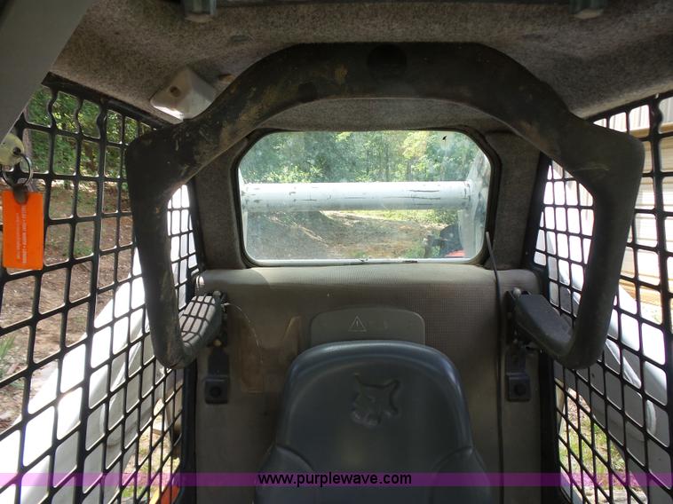 image for item L1541 2006 Bobcat T300 skid steer