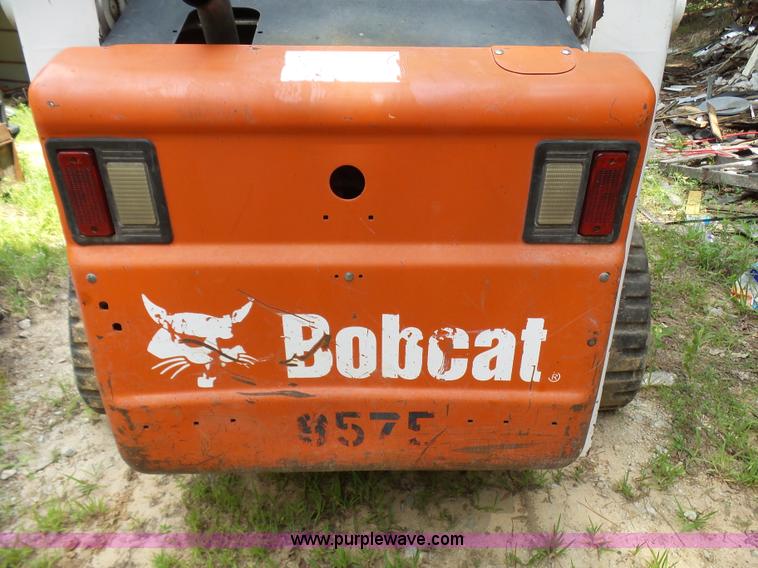 image for item L1541 2006 Bobcat T300 skid steer