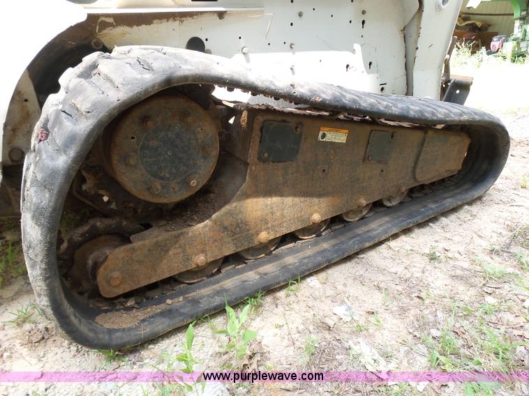 image for item L1541 2006 Bobcat T300 skid steer