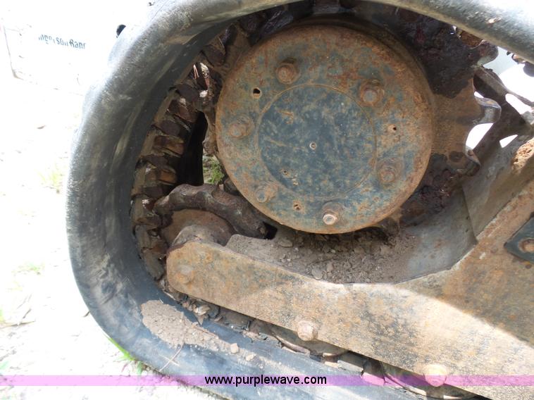 image for item L1541 2006 Bobcat T300 skid steer